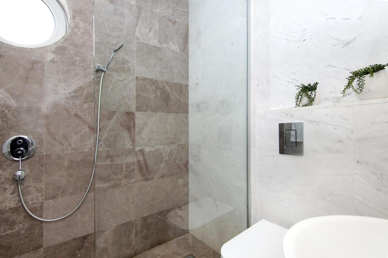 Apartment Josephine - Beachfront Protaras Exterior foto