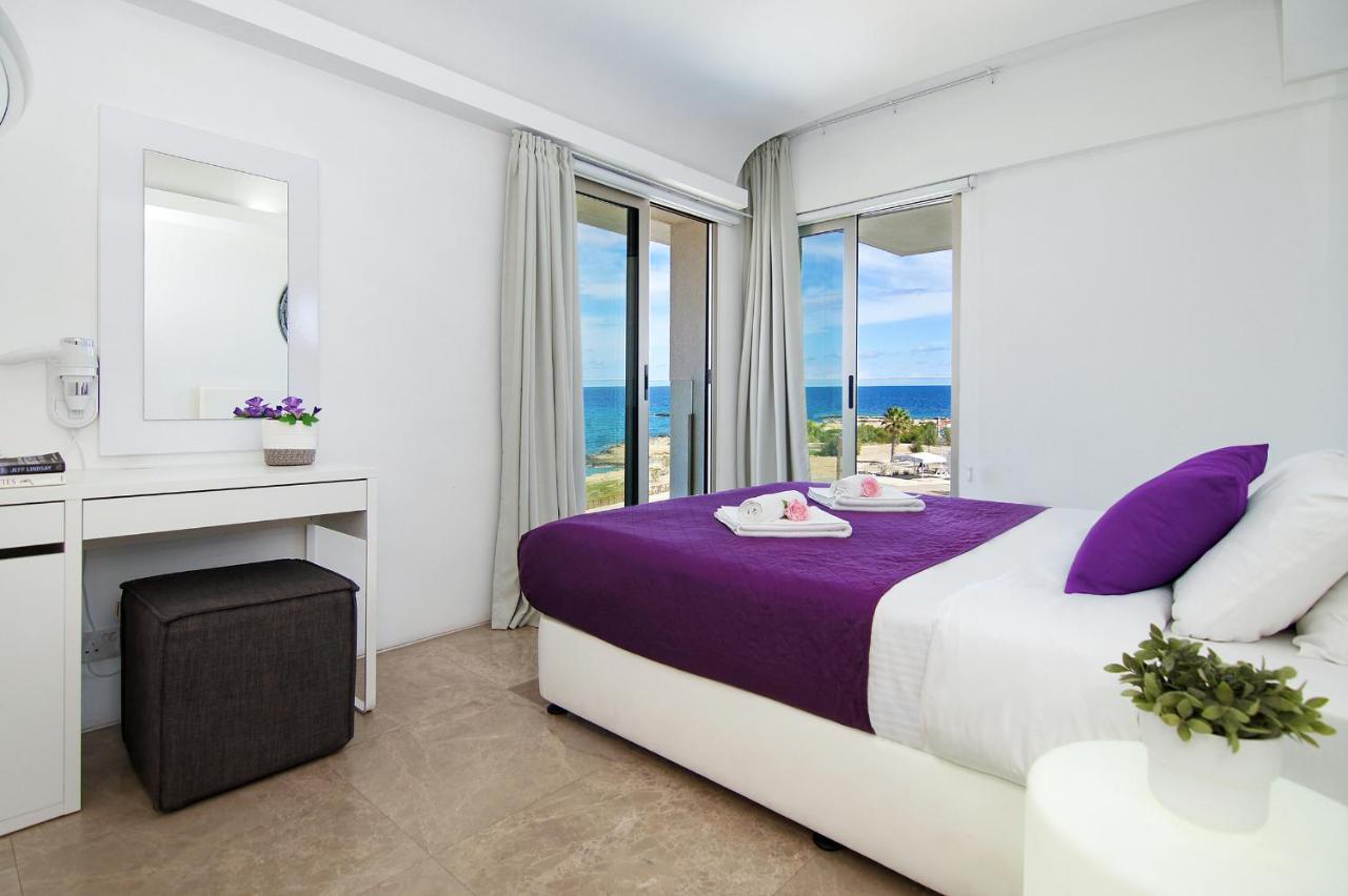 Apartment Josephine - Beachfront Protaras Exterior foto